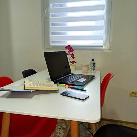Bayt Apartment - Free Parking Sarajevo Bagian luar foto